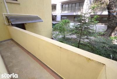 Apartament cu 3 camere în Victoriei