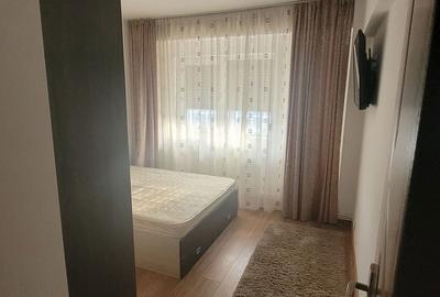 Apartament cu 3 camere decomandat în Exercițiu - 1