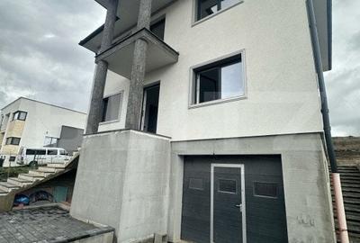 Casa individuala, 4 camere, 3 bai, garaj, zona Beta Residence - 17