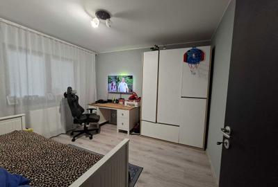 Apartament cu 2 camere decomandat în Metalurgiei - 3