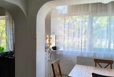 2 CAMERE DACIA LAPUSNEANU + LOC P - 11