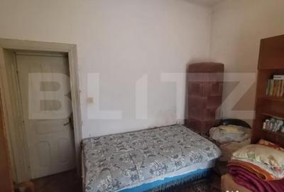 Casă cu 4 camere cu Teren 740 Mp în Cetate - 3