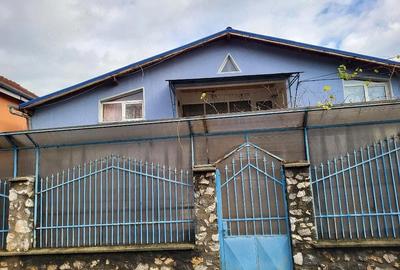 Casă cu 4 camere cu Teren 840 Mp în Central - 4