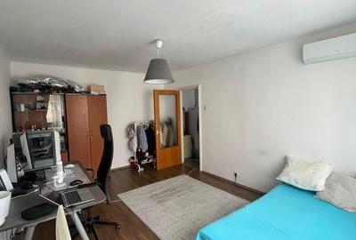 Garsoniera zona Politehnica - 2