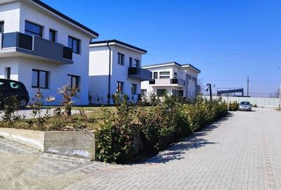 Casă cu 4 camere în Mănăstirea Doamnei - 5