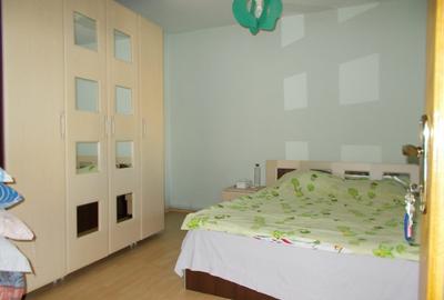 IDEAL AFACERE ,de locuit ,comercial,3 incaperi separate, 3grupuri sanitare gaze. - 6