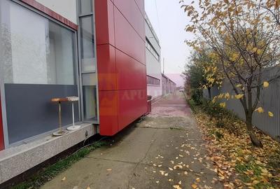 Spațiu comercial, de 1,250 mp, în Sud - 3