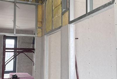 Casă cu 5 camere cu Teren 300 Mp în Central - 8