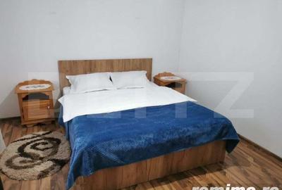 Casă cu 8 camere cu Teren 2200 Mp în Central - 3