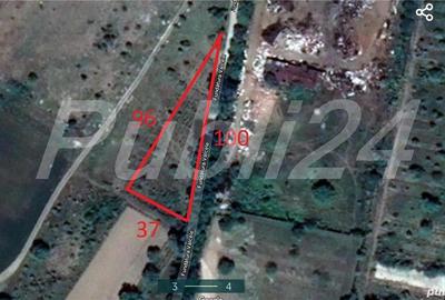 Teren de 2042 mp, în Central - 5