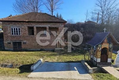 Casă individuală cu 3 camere cu Teren 300 Mp în Stâlpeni - 3
