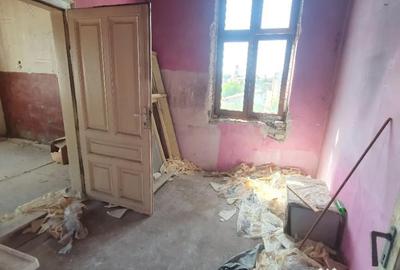 Apartament cu 5 camere semidecomandat în Central - 7