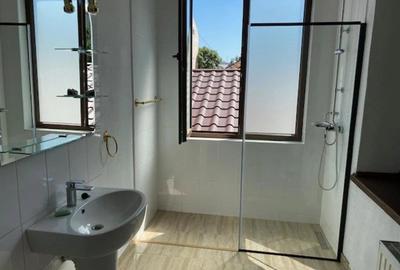 Casă individuală cu 6 camere cu Canalizare în Cotroceni - 15
