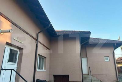 Oportunitate!!! Casa individuala 231mp , teren 825mp, Razvad - 14