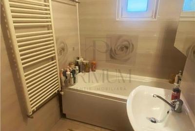 LUNEI - ETAJ 2 - BLOC IZOLAT - 3 CAMERE - 2 BAI - 2 BALCOANE - CENTRALA PROPRIE - 4