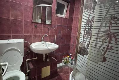 Apartament cu 3 camere semidecomandat în Sud - 5
