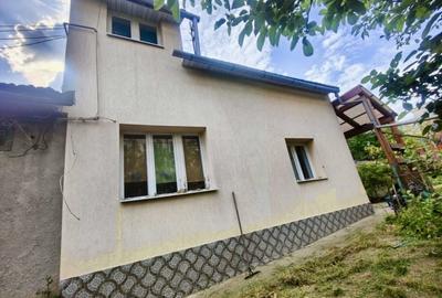 Casă individuală cu 4 camere cu Teren 481 Mp în Între Lacuri