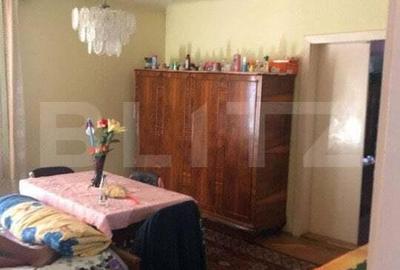 Casă cu 8 camere cu Teren 627 Mp în Fratelia