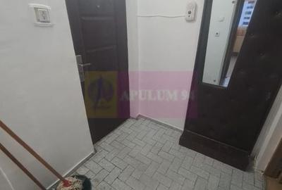 Apartament cu 3 camere de vanzare in Campina - Zona Cuza - 16