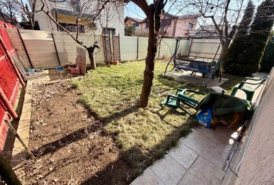Duplex cu 4 camere cu Canalizare în Sud