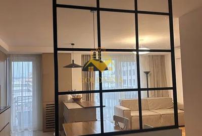 Apartament cu 3 camere, mobilat în Central