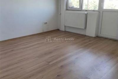 Garsonieră decomandată în Podgoria - 3