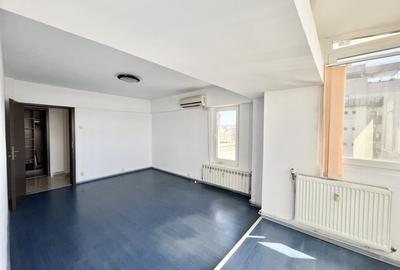 Apartament cu 4 camere decomandat în P-ța Unirii - 11