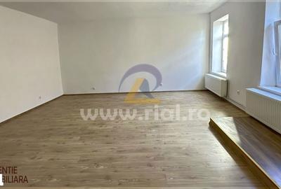 Spațiu comercial, de 122 mp, în Ultracentral - 9