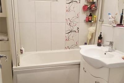 Mobilat si utilat la et intermediar linga Mall - 7