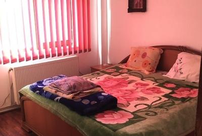 Apartament 3 cam. decomandat, Farfuria, et.1, Bloc ITA, 70mp, liber, constr.1985 - 5