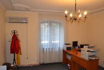 ARMENEASCA - UNIVERSITATE  - 6 camere stradal, locatie deosebita - 13