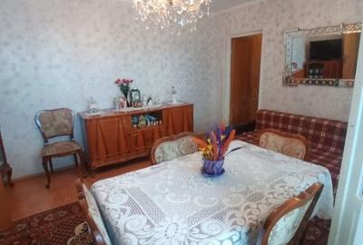 Apartament cu 3 camere semidecomandat, mobilat în Alexandru Obregia - 2
