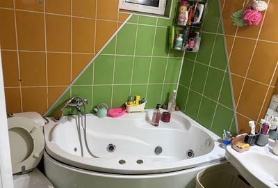 Apartament cu 3 camere decomandat în Central - 3