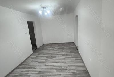 Apartament cu 3 camere semidecomandat în Central - 3