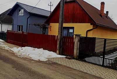 Casă cu 4 camere în Crăciunești - 4