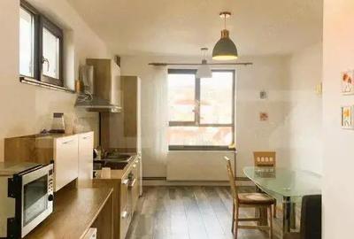 Vila la cheie cu piscina, 1500 mp teren, 7 camere, Salicea - 2