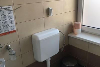 Spațiu comercial, de 74 mp, în Far - 5
