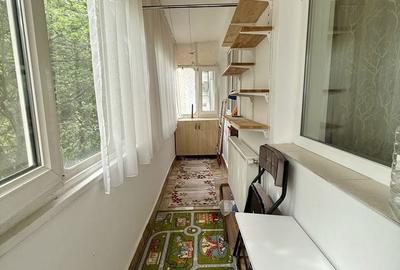 Apartament cu 3 camere semidecomandat în Brazda lui Novac
