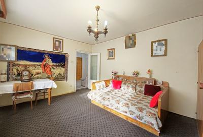 Apartament cu 4 camere, decomandat, etaj 2 din 4, Manastur - 1