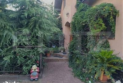 Casă cu 5 camere cu Teren 720 Mp în Sânmihaiu Român - 3