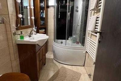 Apartament cu 2 camere semidecomandat, mobilat în Ștrand