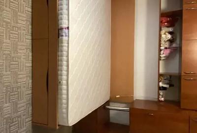 Inchiriere apartament 2 camere decomandate cartier Galata - 2