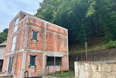 Casă individuală cu 5 camere cu Canalizare în Florești - 6