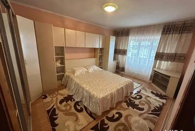 Apartament 3 camere de inchiriat - 1