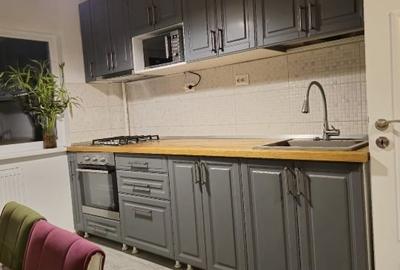 Apartament 3 camere-decomandat-zona Gorjului - 2 băi - 1