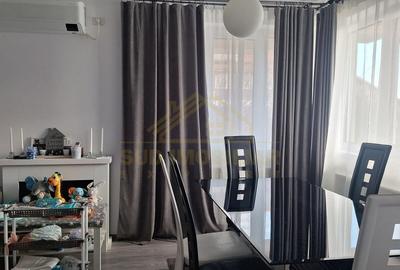 Duplex cu 5 camere cu Canalizare în Central - 4
