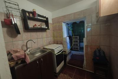 Casă individuală cu 3 camere cu Canalizare în Bariera Vâlcii - 5