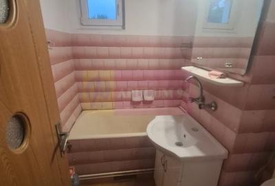 Apartament cu 3 camere de vanzare in Campina - Zona Cuza - 12