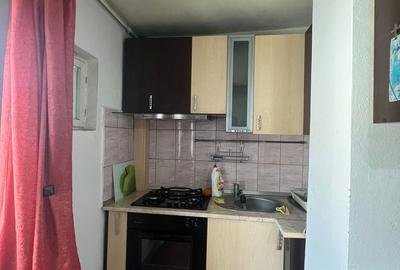 Apartament cu 4 camere în Central - 8
