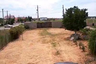 Casă cu 4 camere în Dragomirești-Deal - 1